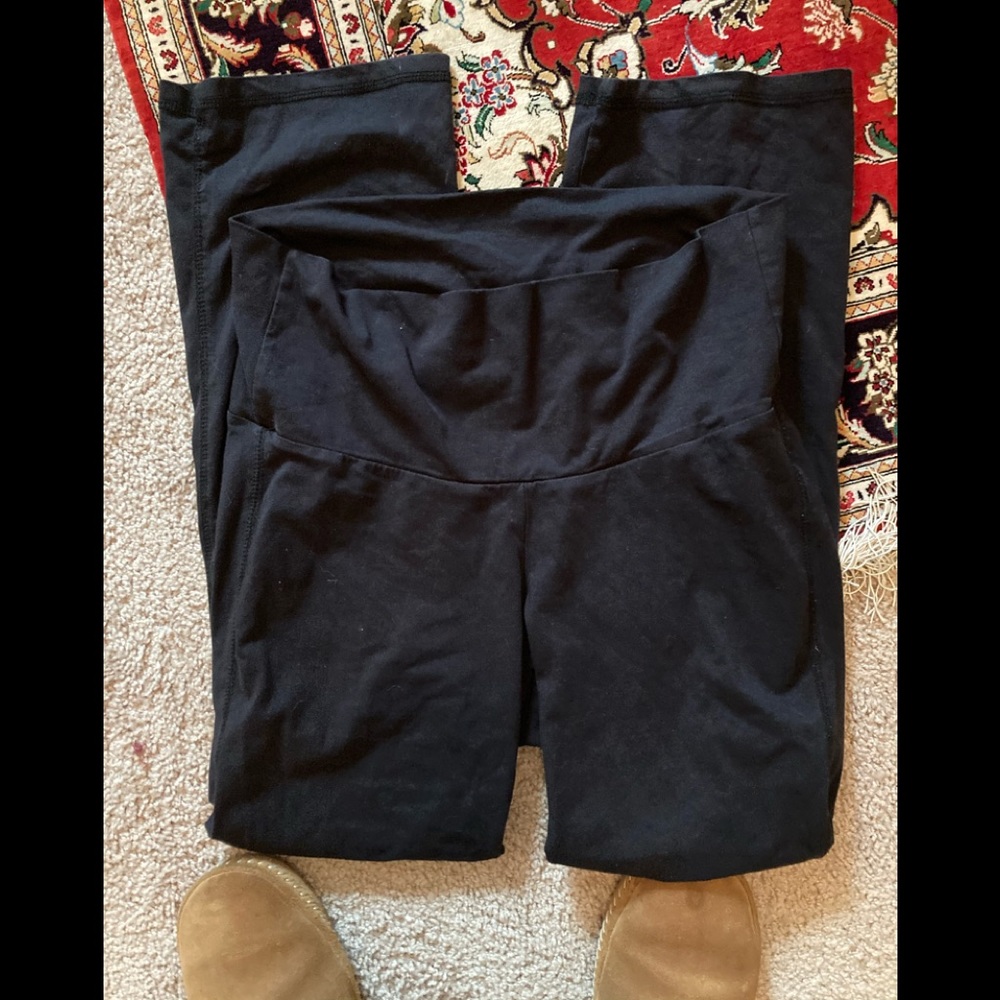 Motherhood yoga pant petite small